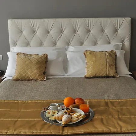 Hnn Luxury 3* جنوة