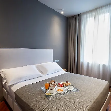 Hnn Luxury جنوة