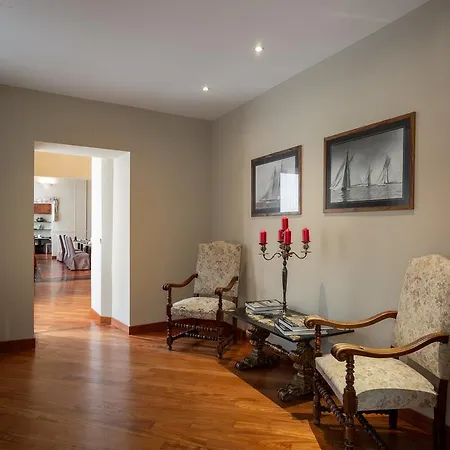 Hnn Luxury 3* جنوة