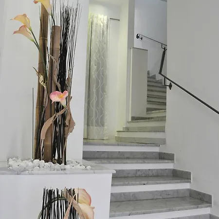 Hnn Luxury فندق جنوة