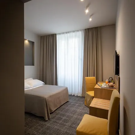 Hnn Luxury