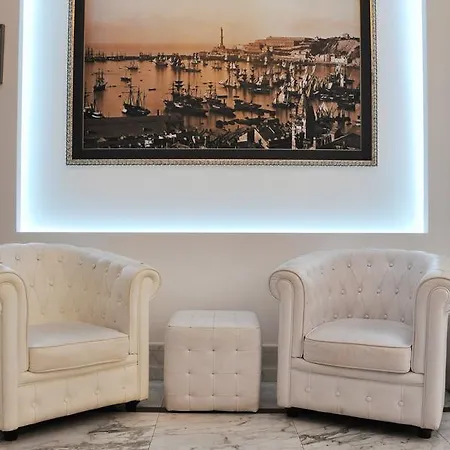 Hnn Luxury فندق جنوة